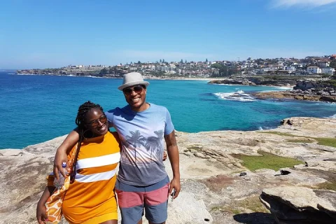 Bondi Beach Walking Tour with Optional Bondi to Bronte Coastal Walk in North Bondi