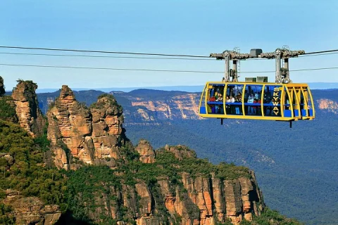 PRIVATE Blue Mountains day tour with local guide. in Sydney