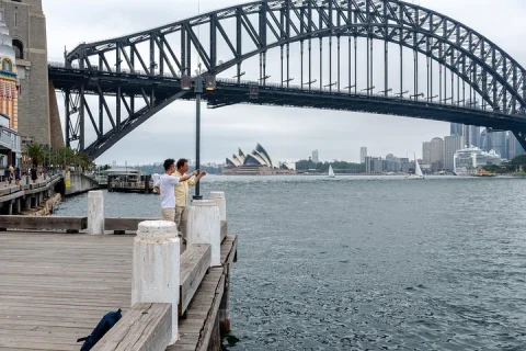 Highlights & Hidden Gems With Locals: Best of Sydney Private Tour in Sydney