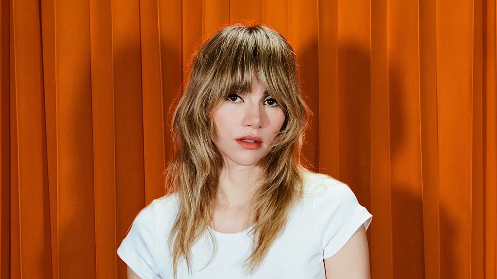 Suki Waterhouse at Festival Hall Melbourne