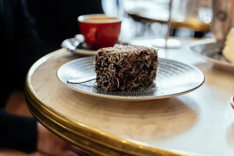 Highlights & Hidden Gems With Locals: Best of Melbourne Private Tour in Melbourne