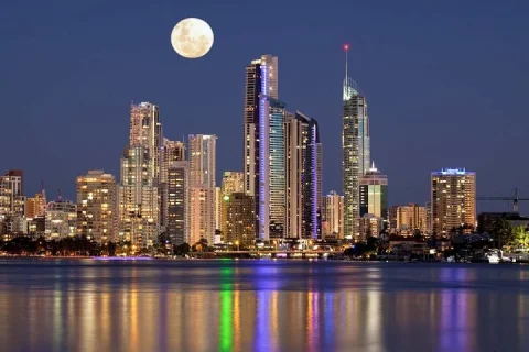 Surfers Paradise Sightseeing City Lights Cruise in Gold Coast