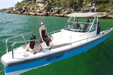 Luxury Self Drive Boat Hire Sydney Harbour in Sydney