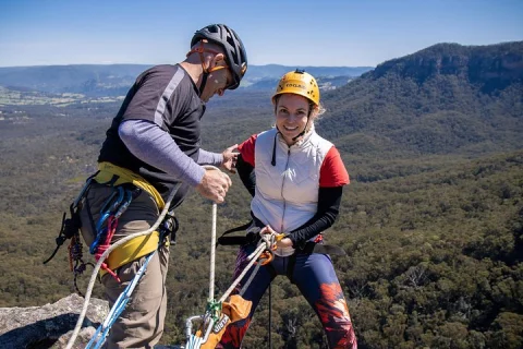 Half Day Abseiling Adventure in Blue Mountains National Park in Katoomba