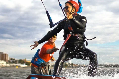Kiteboarding Lessons in Kite Republic School in Melbourne