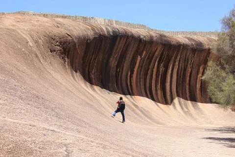 Wave Rock Half Day Air & Ground Tour in Jandakot