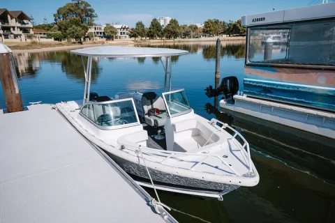 6 Person Fishing Boat Rental in Mandurah in Mandurah