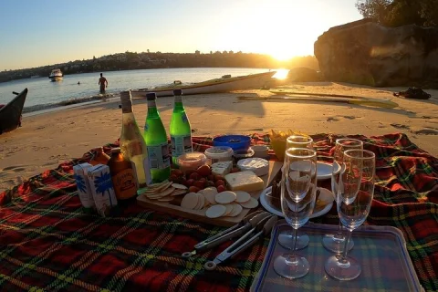 Sydney: The Golden Hour Paddle , Middle Harbour Sundowner in Sydney
