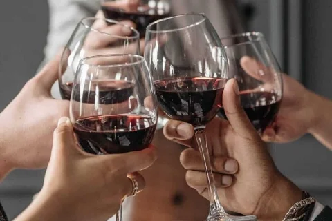 Sip & Scenic: Adelaide Hills in Adelaide