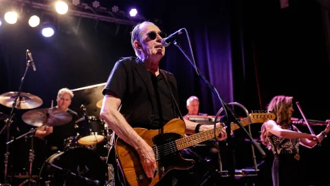 PAVLOV'S DOG - Pampered Menial Performed in full at The Tivoli