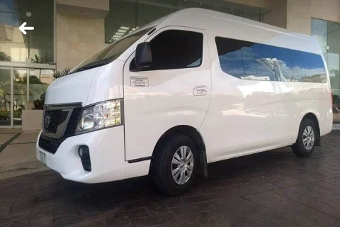 Private Transfer from Darwin City Hotels to Darwin Cruise Port in Darwin