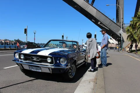 Private Six Bridges of Sydney Tour in a Classic Convertible in Sydney
