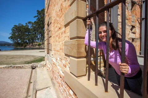 Port Arthur, Richmond & Tasman Peninsula Active Day Tour in Hobart