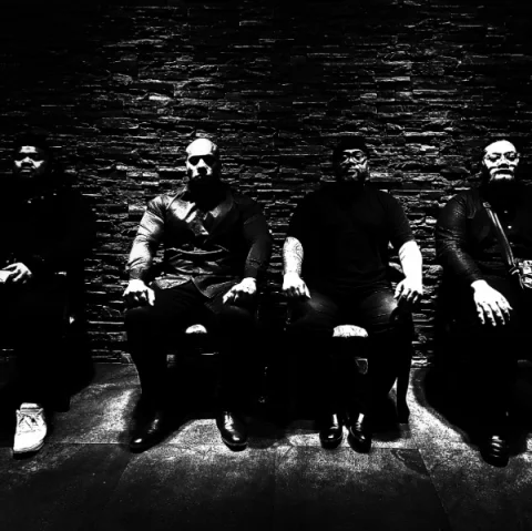PUSIKI at Lazybones Lounge Restaurant & Bar