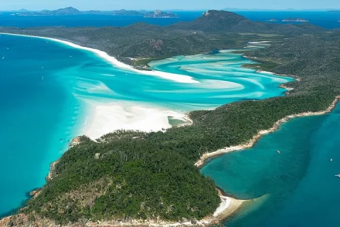 Whitehaven From Above ~30 minute Whitsunday Helicopter Tour in Airlie Beach & Cannonvale