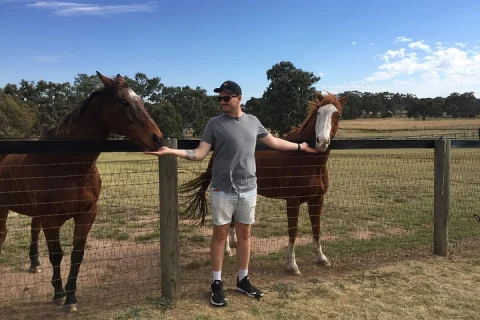 Champion Racehorse Tour with Beer and Wine Tasting in Melbourne