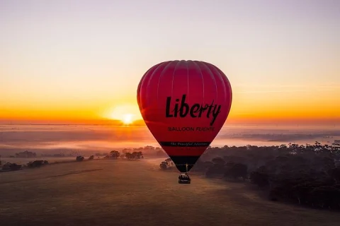 Hot Air Balloon Flights Geelong (The Great Ocean) + Breakfast in Geelong