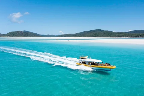 Whitsundays Day Cruise: Whitehaven Beach & Hill Inlet in Airlie Beach & Cannonvale