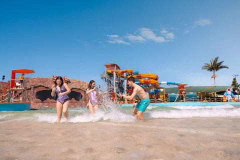 WhiteWater World Thrilling Water Adventures in Gold Coast