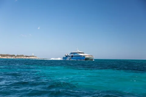 Fremantle to Rottnest Island Roundtrip Ferry in Fremantle