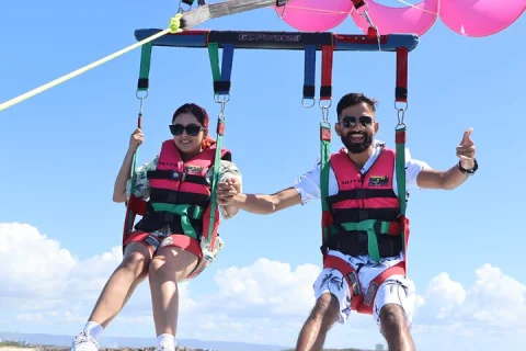 Gold Coast Parasailing , Tandem & Triple Flights in Gold Coast
