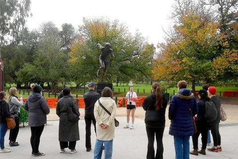 Women in Sport Walking Tour with Local AFLW Player in Melbourne