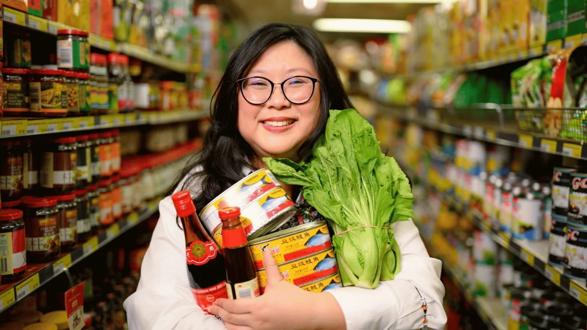 JENNIFER WONG, SALT & PEPPER SQUIZ at The Concourse