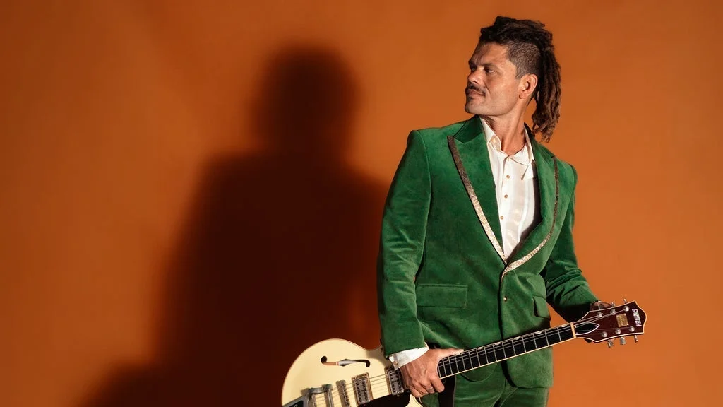 Ash Grunwald with The Brisbane City Gospel Choir at The Princess Theatre