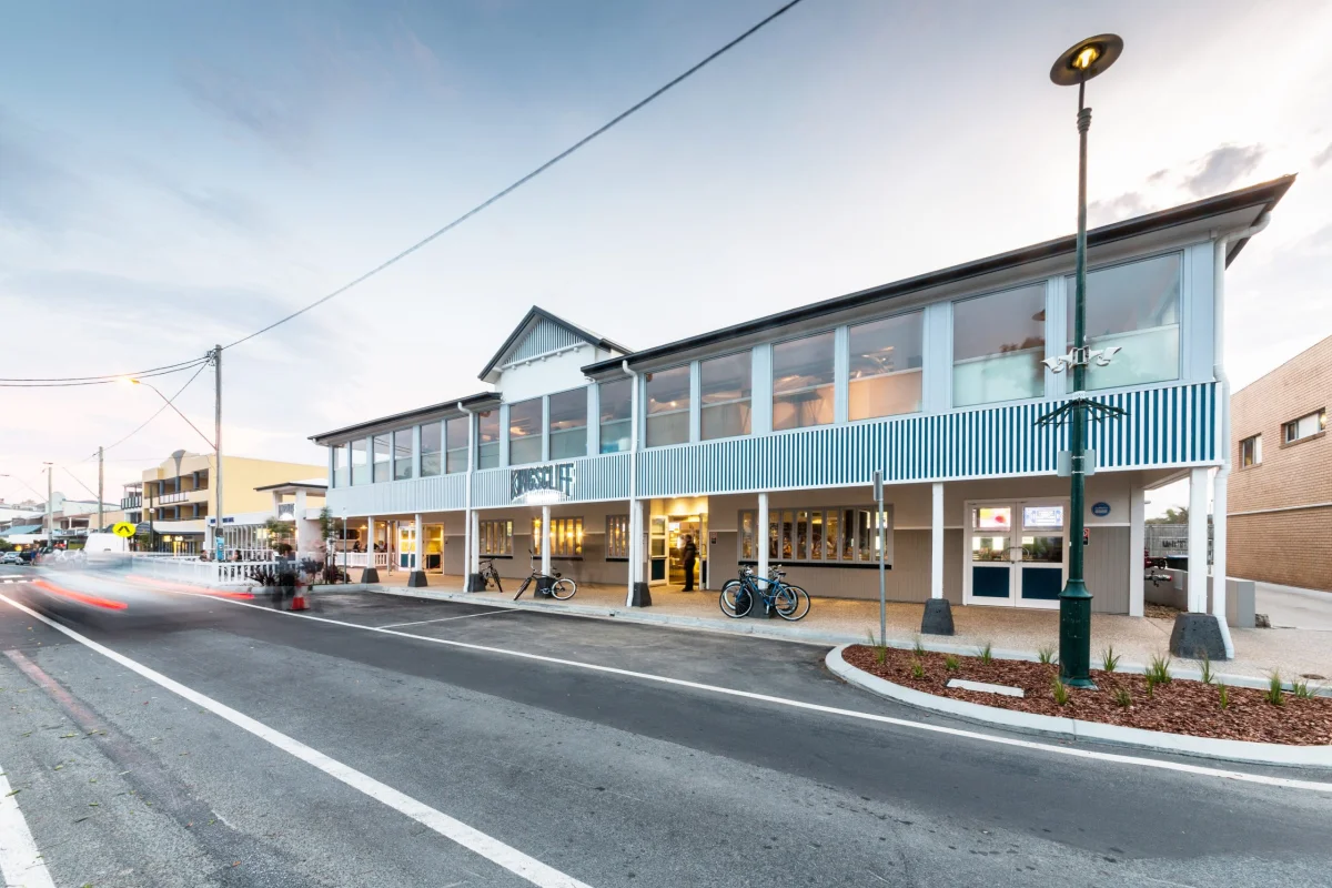 Rogue Traders at Kingscliff Beach Hotel