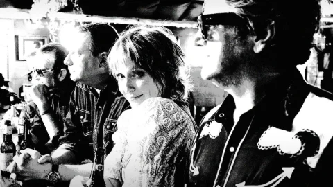 SIXPENCE NONE THE RICHER at Enmore Theatre