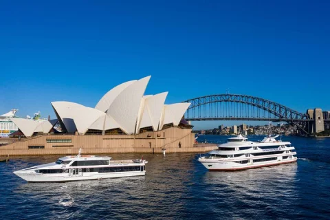 Sydney Harbour 90 minute Sightseeing Cruise with Commentary in Sydney