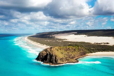 Dingos 3 Day K'Gari (Fraser Island) ​4WD Tag Along Tour in Rainbow Beach