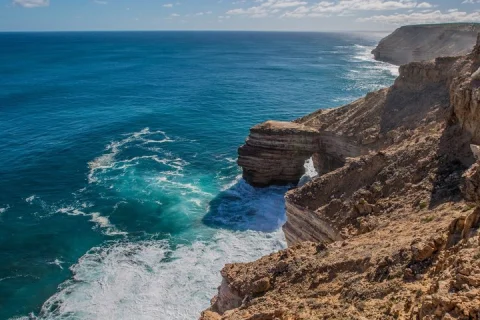 Perth 2 Day Tour: Pinnacles, Pink Lake & Kalbarri Small Group in Perth