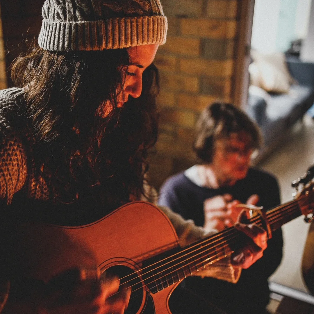 Live music with Jess Swilks and Rohan Hems, followed by DJ Sim_ohhh! at Hoey Moey Hotel