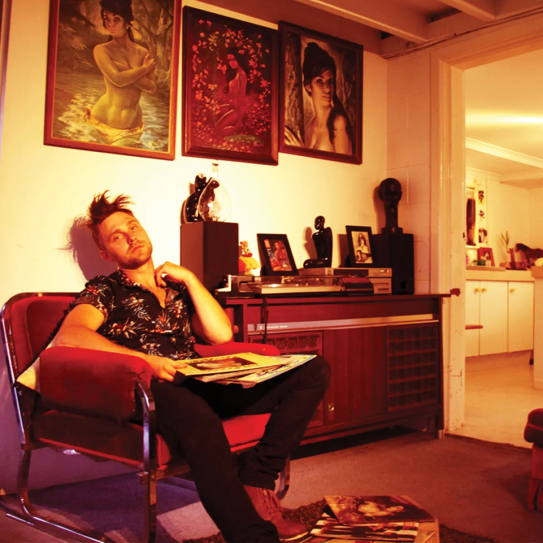 Live music with Milo Green, followed by DJ Sim_ohhh!! at Hoey Moey Hotel