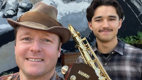 SCOTT PEARCE & STEWIE MUSIC at Settlers Tavern