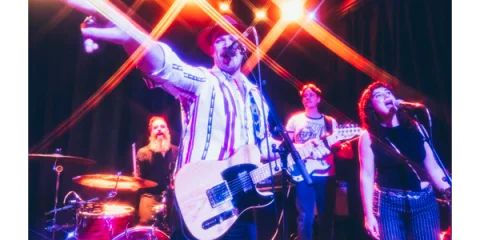 Leslie D. King - Regional Tour (Full Band) at Whalers Hotel