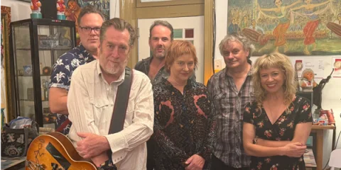 Mick Thomas’ Roving Commission - Xmas Tour at Whalers Hotel