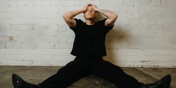 Conrad Sewell - Acoustic Tour at Kings Beach Tavern