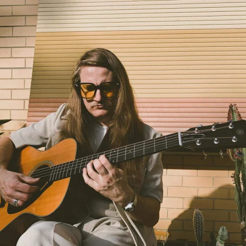 Alec Florence (W), Friday Live Music at Robe Hotel