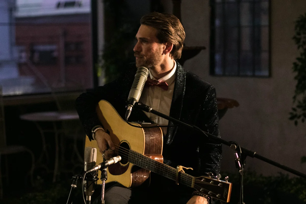 Aaron Creigh, Saturday Night Live Solo Acoustic! at Republic Tavern & Beer Republic Brewery