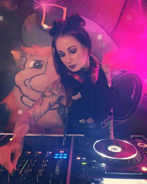 DJ Sarah Wilkinson*, Saturday Night DJ Vibes at Babylon Brisbane