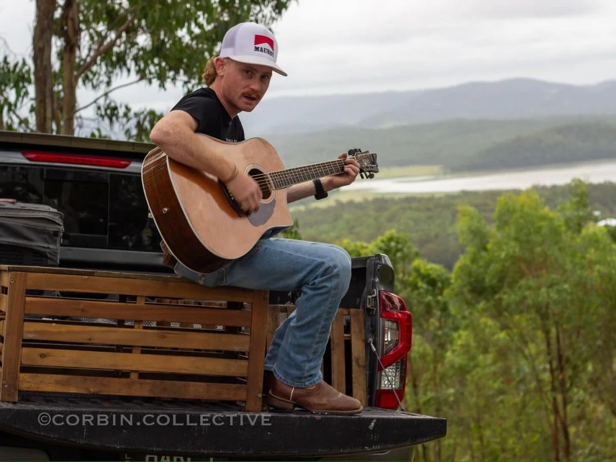 Lenny Boss*, Saturday Acoustic Soloist On The Deck at Fitzy's Waterford