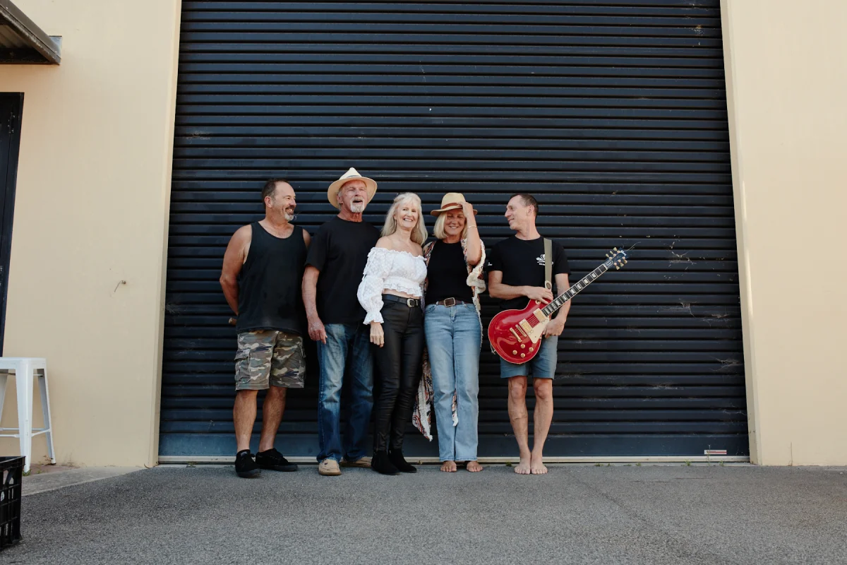 The Gidgets, Saturday Live Music at Cobblers Tavern