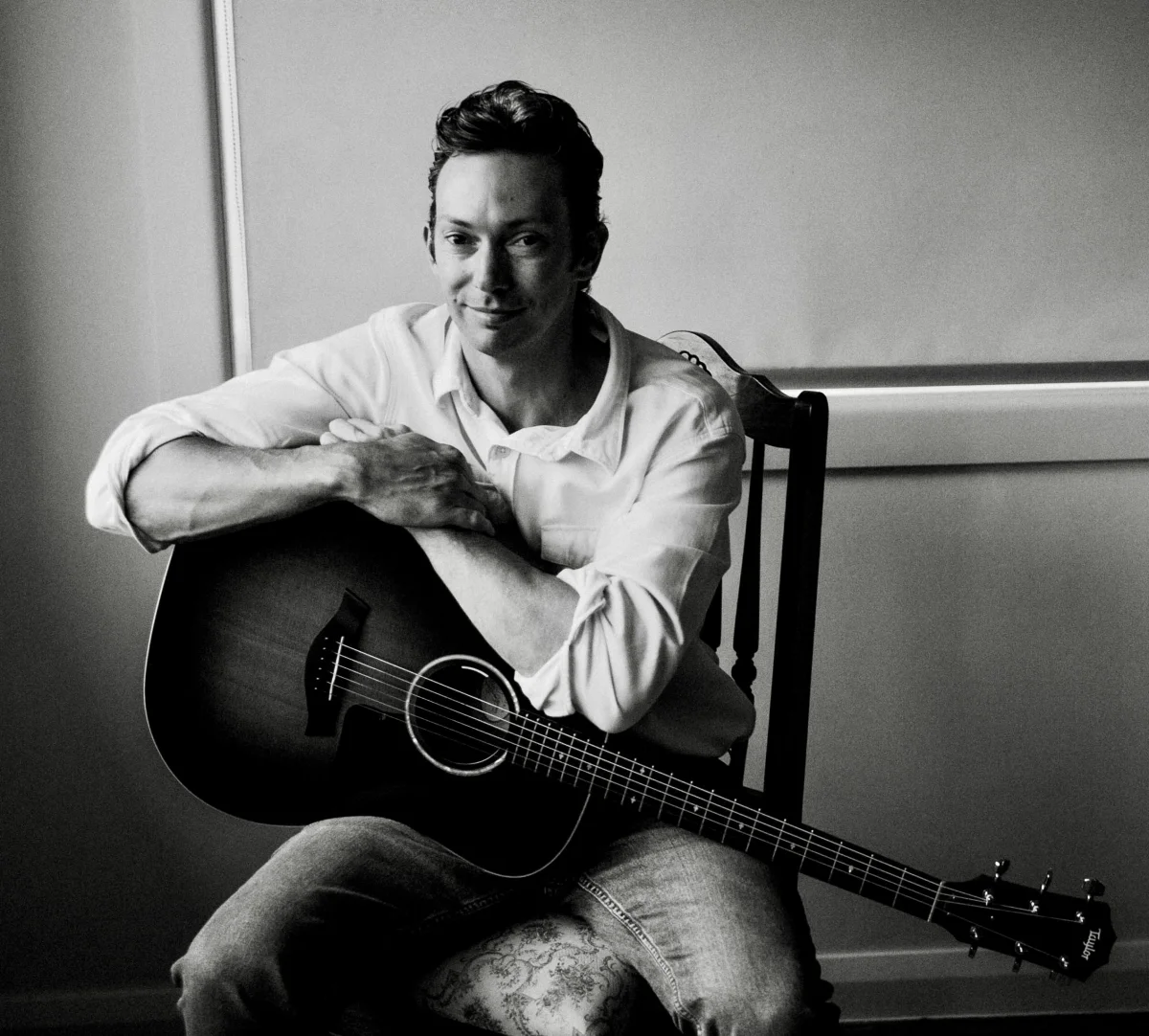 Dan Challis, Central Saturday Acoustics at Central Hotel Shellharbour