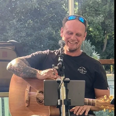 Adam Wylie, Friday Night Acoustic at Broadway Hotel