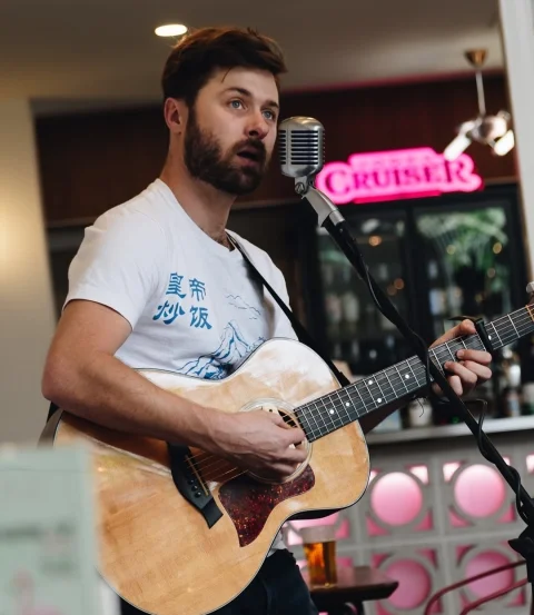 Tom Barratt, Grand Bar Sunday Acoustic at Stamford Grand Adelaide Hotel