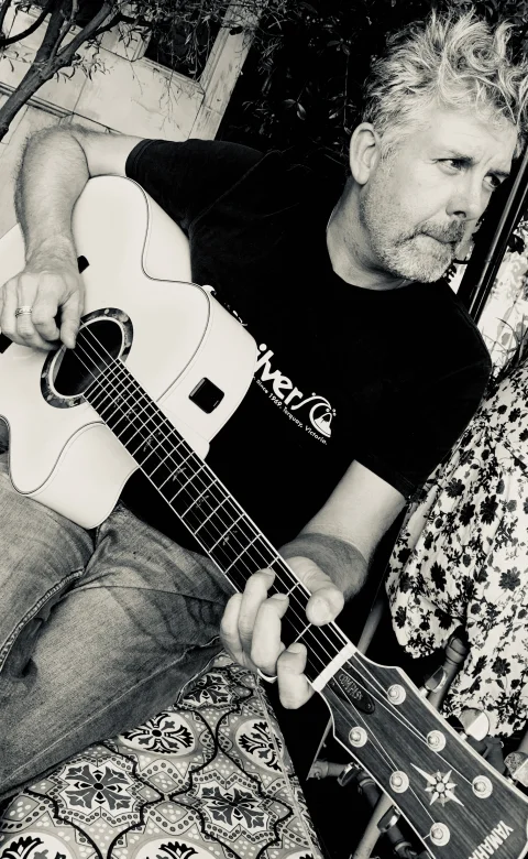 Original Gray Music (Gray Sanders), Tradie Trays and Tunes at Victoria Park Hotel