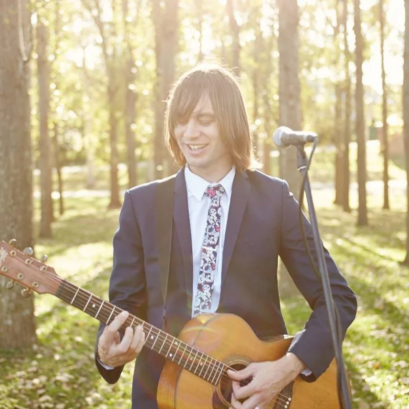 Mark Wells, Fridays @ Caves Coastal Bar and Bungalows at Caves Coastal Bar and Bungalows