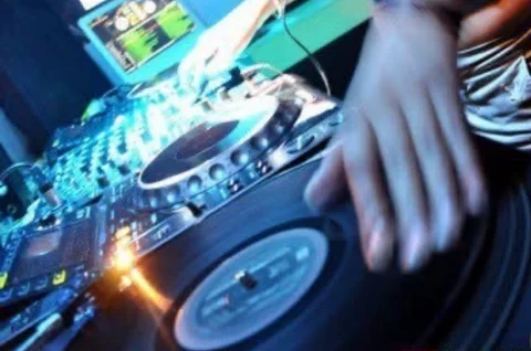 CuE DJ, DJ Sat Nite at Hopscotch Melbourne